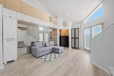 10855 Meadowglen Lane #823, Houston, TX 77042 - Photo 11