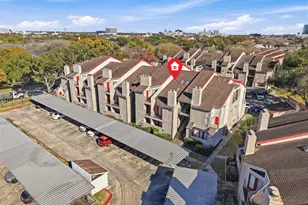 10855 Meadowglen Ln, Houston, TX 77042 - Photo 31