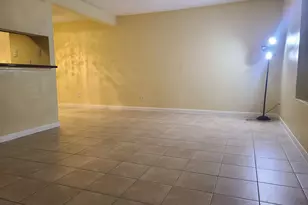 752 Memorial Mews St, Houston, TX 77079 - Photo 5