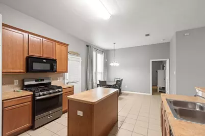 225 Splintered Arrow Drive, La Marque, TX 77568 - Photo 7