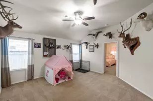 225 Splintered Arrow Dr, La Marque, TX 77568 - Photo 11