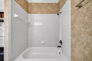 404 Wilcrest Dr, Houston, TX 77042 - Photo 27