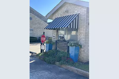 404 Wilcrest Drive #404, Houston, TX 77042 - Photo 3