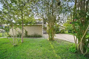 1606 Stone Lake Dr, Missouri City, TX 77489 - Photo 3