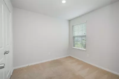 8007 Vanilla Orchid Drive, Houston, TX 77016 - Photo 11