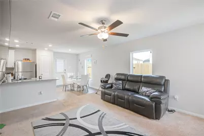 8007 Vanilla Orchid Drive, Houston, TX 77016 - Photo 5