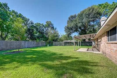 1406 Pinecroft Drive, Sugar Land, TX 77498 - Photo 37