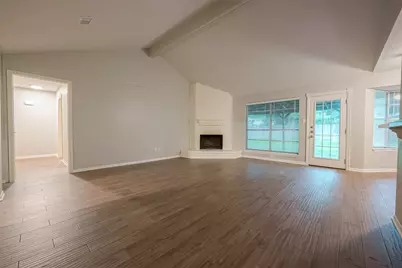 1406 Pinecroft Drive, Sugar Land, TX 77498 - Photo 9