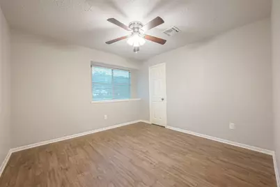 1406 Pinecroft Drive, Sugar Land, TX 77498 - Photo 27