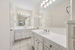 1110 Anderson St, Bellaire, TX 77401 - Photo 29