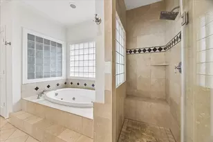 1110 Anderson St, Bellaire, TX 77401 - Photo 21