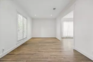 1110 Anderson St, Bellaire, TX 77401 - Photo 25