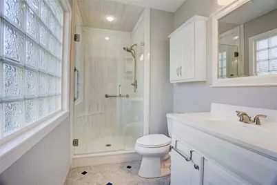 4302 Hummingbird Street, Houston, TX 77035 - Photo 19