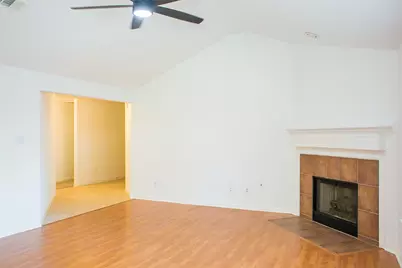 91 Genesee Ridge Drive, The Woodlands, TX 77385 - Photo 7