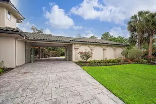 1204 Cowards Creek Dr, Friendswood, TX 77546 - Photo 11