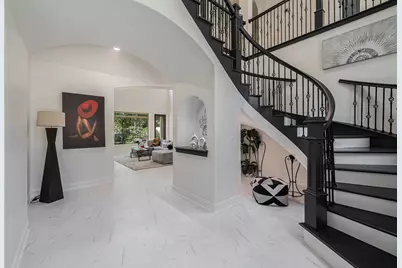 290 Apple Valley Dr, Panorama Village, TX 77304 - Photo 3