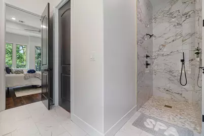 290 Apple Valley Dr, Panorama Village, TX 77304 - Photo 9