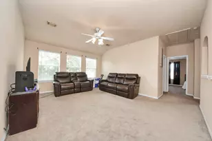 931 N Sky Dr, Houston, TX 77073 - Photo 35