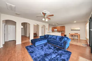 931 N Sky Dr, Houston, TX 77073 - Photo 13