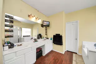 931 N Sky Dr, Houston, TX 77073 - Photo 27