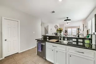 1715 Stuart St, Houston, TX 77004 - Photo 13