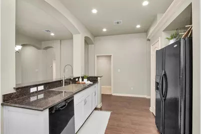 951 Oak Terrace Drive, Conroe, TX 77378 - Photo 7