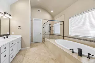1209 W 22nd St, Houston, TX 77008 - Photo 13