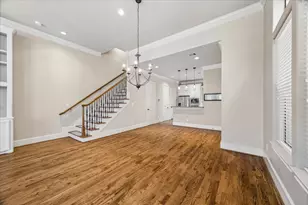 1209 W 22nd St, Houston, TX 77008 - Photo 9