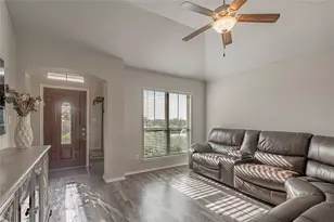 133 Bates Ct, Huntsville, TX 77320 - Photo 5