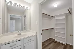 12102 Mustang Ave, Willis, TX 77378 - Photo 17