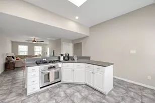 12102 Mustang Ave, Willis, TX 77378 - Photo 9