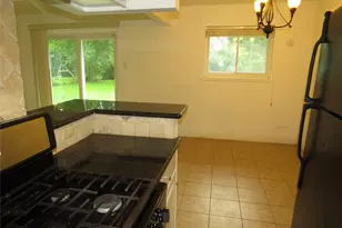 12618 Barbizon Dr, Houston, TX 77089 - Photo 5