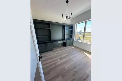 749 Wagon Wheel Trail, Angleton, TX 77515 - Photo 9