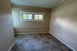 8069 Juliabora St, Houston, TX 77017 - Photo 9