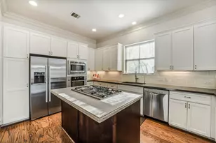 15943 Morgan St, Sugar Land, TX 77478 - Photo 13