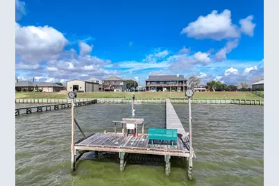 1504 W Bayshore Drive, Palacios, TX 77465 - Photo 45