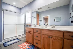 1504 W Bayshore Dr, Palacios, TX 77465 - Photo 25