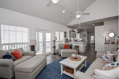 1504 W Bayshore Drive, Palacios, TX 77465 - Photo 21