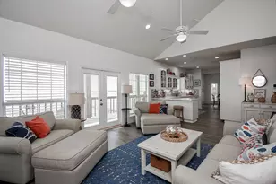 1504 W Bayshore Dr, Palacios, TX 77465 - Photo 21