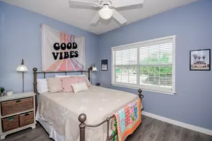 1504 W Bayshore Dr, Palacios, TX 77465 - Photo 29