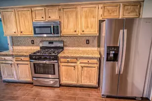 308 County Rd 893B, Angleton, TX 77515 - Photo 21
