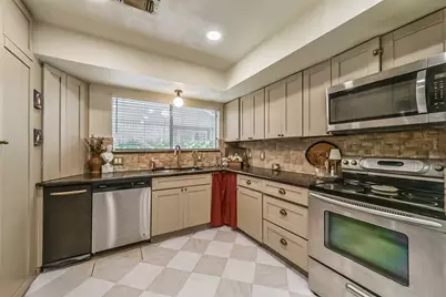 11102 Kirkridge Drive, Houston, TX 77089 - Photo 13