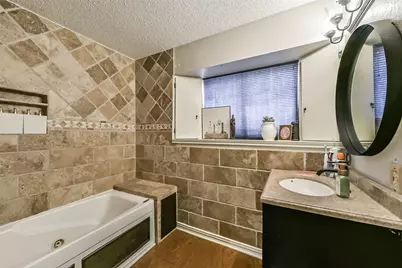 11102 Kirkridge Drive, Houston, TX 77089 - Photo 15
