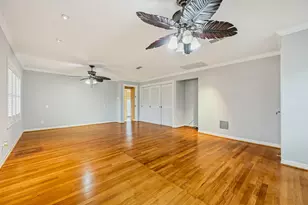 2111 N Galveston Ave, Pearland, TX 77581 - Photo 11