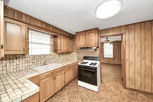 7935 Avenue F, Houston, TX 77012 - Photo 13