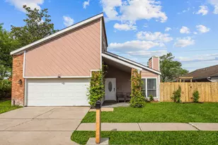 3711 Moss Tree Rd, Houston, TX 77043 - Photo 3