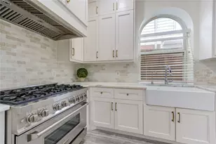 4114 W Northampton Place, Houston, TX 77098 - Photo 13