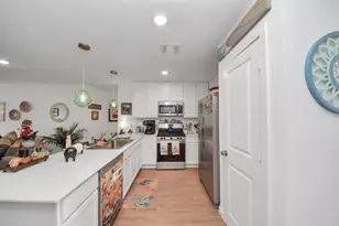 1719 Windrose Bnd, Angleton, TX 77515 - Photo 11