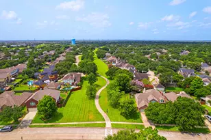 525 Lockland Ln, League City, TX 77573 - Photo 33
