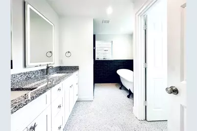 4808 Avenue S #A, Galveston, TX 77551 - Photo 11